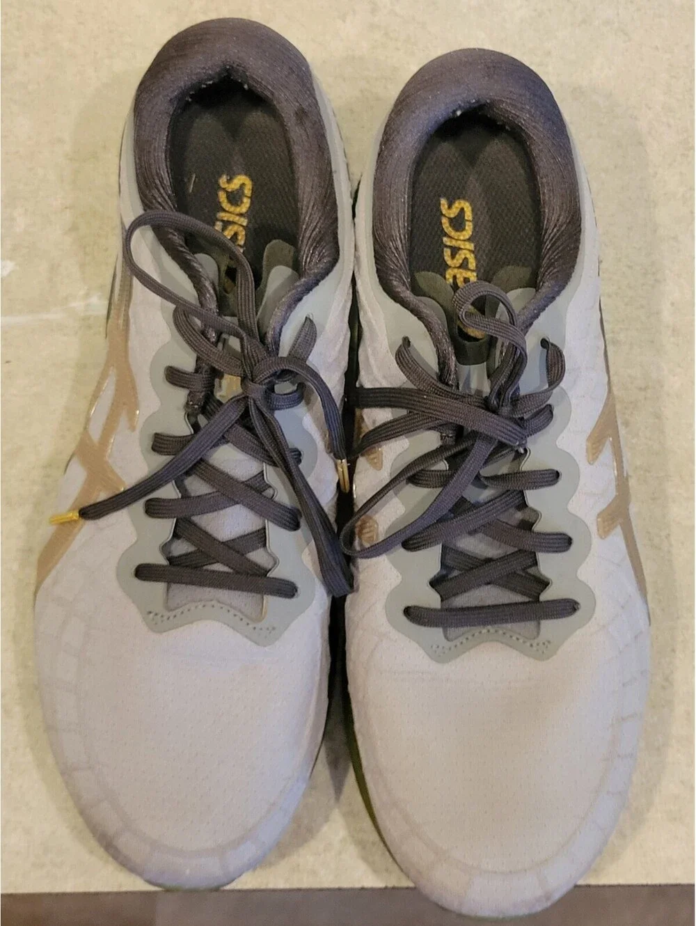 Asics Gel-Quantum Infinity Running Shoe Grey w/ Green Yellow Accent US Men's 8.5